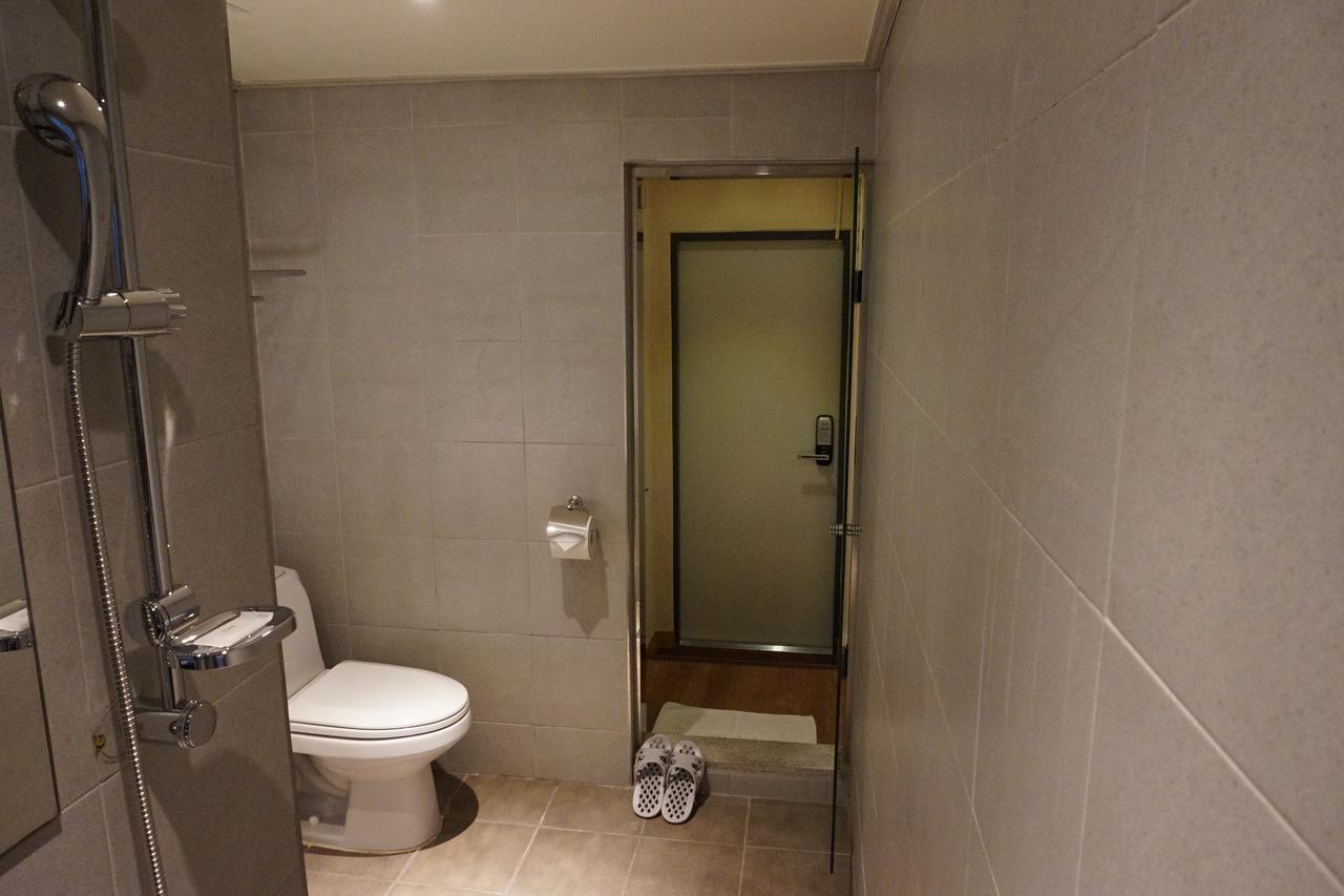 Hotel Mini Пусан Экстерьер фото
